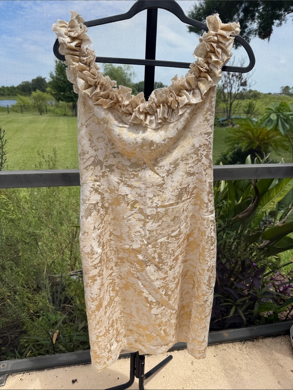 London Times Cream and Gold Floral Brocade Formal midi dress Ruffled Neckline